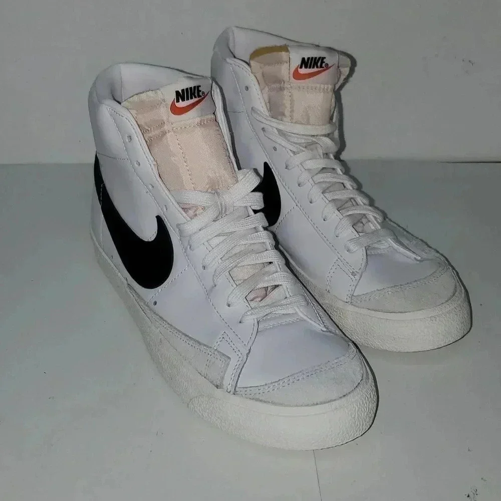 Nike Blazer Mid 77 Vintage White Black BQ6806-100 Mens Size 9